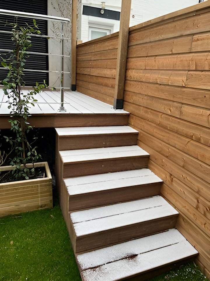 Réalisation de terrasses en bois sur pilotis à Paris