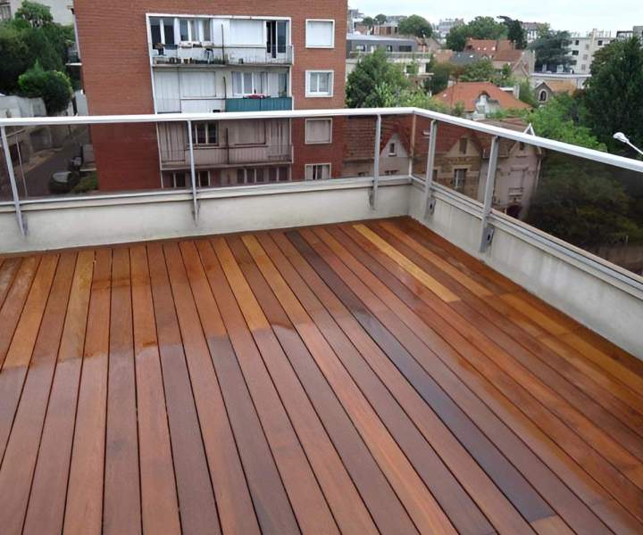 Des professionnels de l’aménagement extérieur en bois à Paris